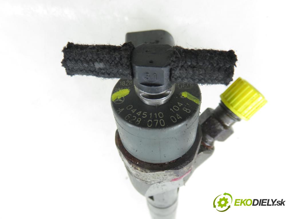 MERCEDES-BENZ KLASA S (W220) SEDAN 2003 191,00 S 400 CDI V8 260 - OM 628.960 3996,00 vstrekovač 0445110104 ; 6280700487 (Vstrekovač paliva)