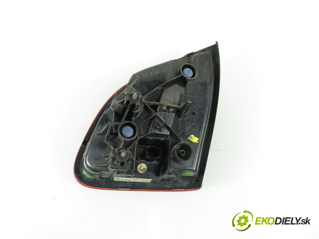 PORSCHE CAYENNE II (92A) SUV 2010 176,00 3.0 Diesel - M 05.9E 2967,00 Svetlo ľavé zadné kufor 7P5945093K