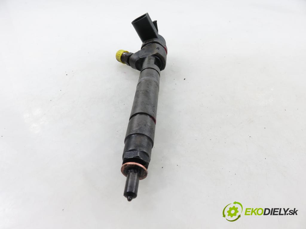 MERCEDES-BENZ KLASA S (W220) SEDAN 2003 191,00 S 400 CDI V8 260 - OM 628.960 3996,00 vstrekovač 0445110104 ; 6280700487 (Vstrekovač paliva)