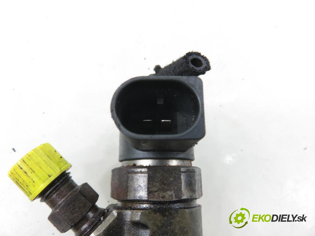 MERCEDES-BENZ KLASA S (W220) SEDAN 2003 191,00 S 400 CDI V8 260 - OM 628.960 3996,00 vstrekovač 0445110104 ; 6280700487 (Vstrekovač paliva)