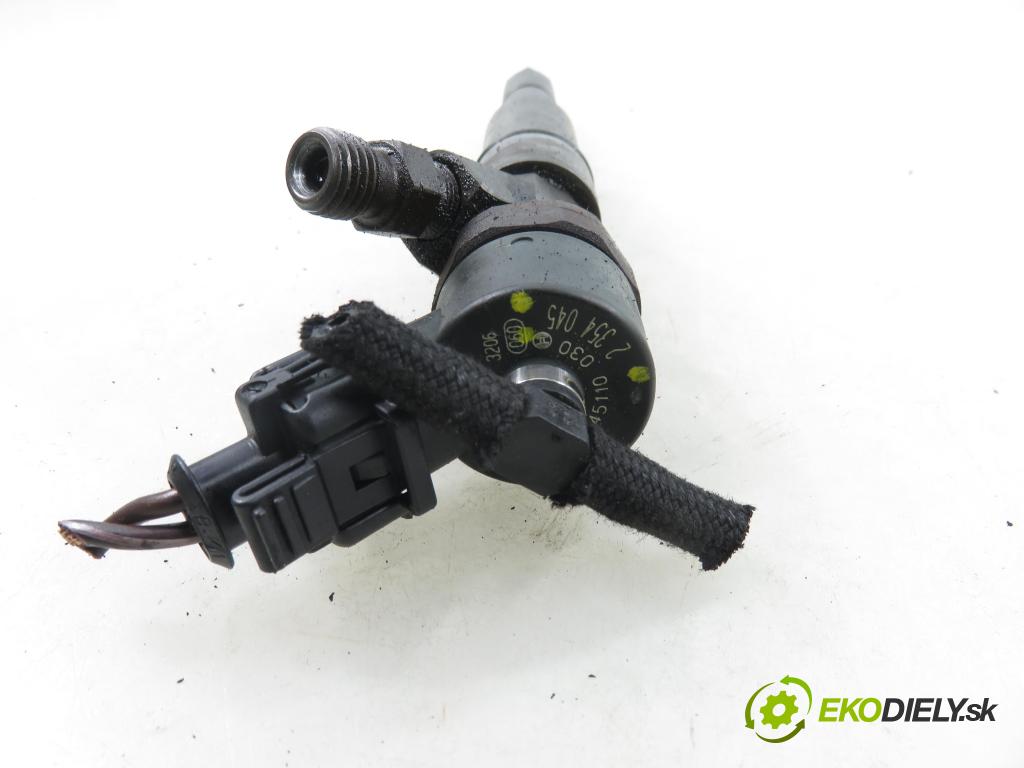 ROVER 75 (RJ) SEDAN 2005 85,00 2.0 CDT 116 - 204D2 1951,00 vstrekovač 2354045 ; 0445110030 (Vstrekovač paliva)