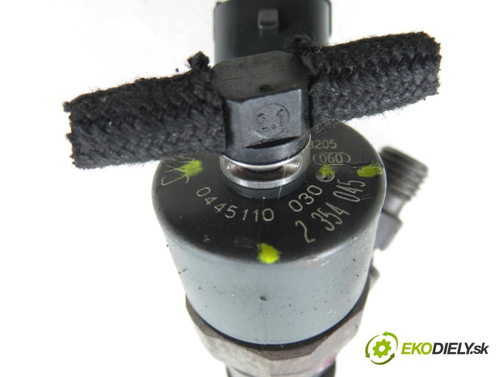 ROVER 75 (RJ) SEDAN 2005 85,00 2.0 CDT 116 - 204D2 1951,00 vstrekovač 2354045 ; 0445110030 (Vstrekovač paliva)