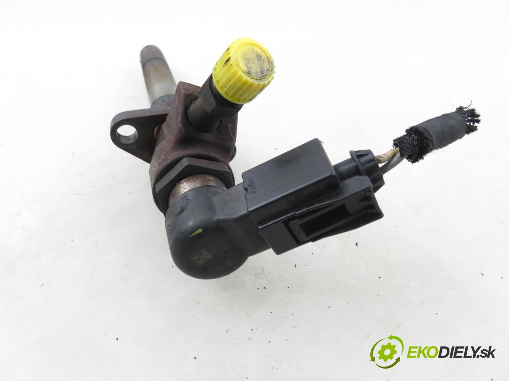 PEUGEOT 407 SW (6E_) KOMBI 2004 100,00 2.0 HDi 135 - RHR 1997,00 vstrekovač 9647247280 (Vstrekovač paliva)