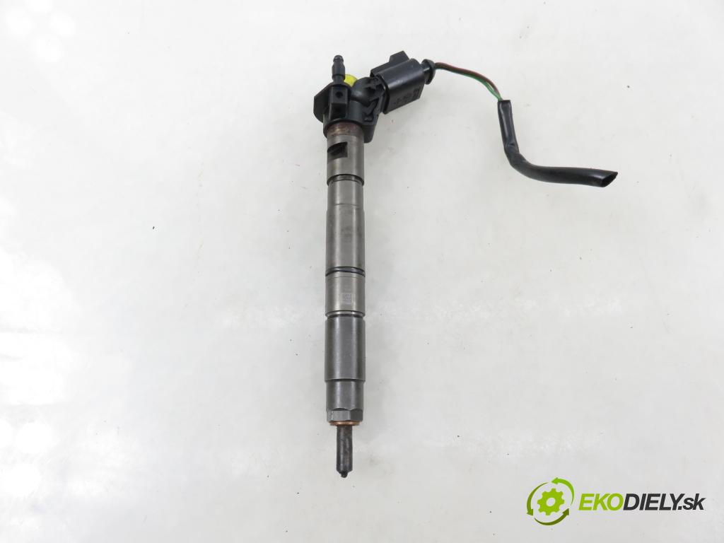 AUDI Q7 (4L) SUV 2007 171,00 3.0 TDI quattro - BUG 2967,00 vstrekovač 059130277AH ; 0445115052 (Vstrekovač paliva)