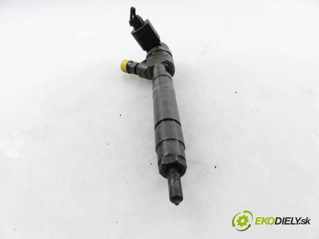 MERCEDES-BENZ KLASA S (W220) SEDAN 2003 191,00 S 400 CDI V8 260 - OM 628.960 3996,00 vstrekovač 0445110104 ; 6280700487 (Vstrekovač paliva)