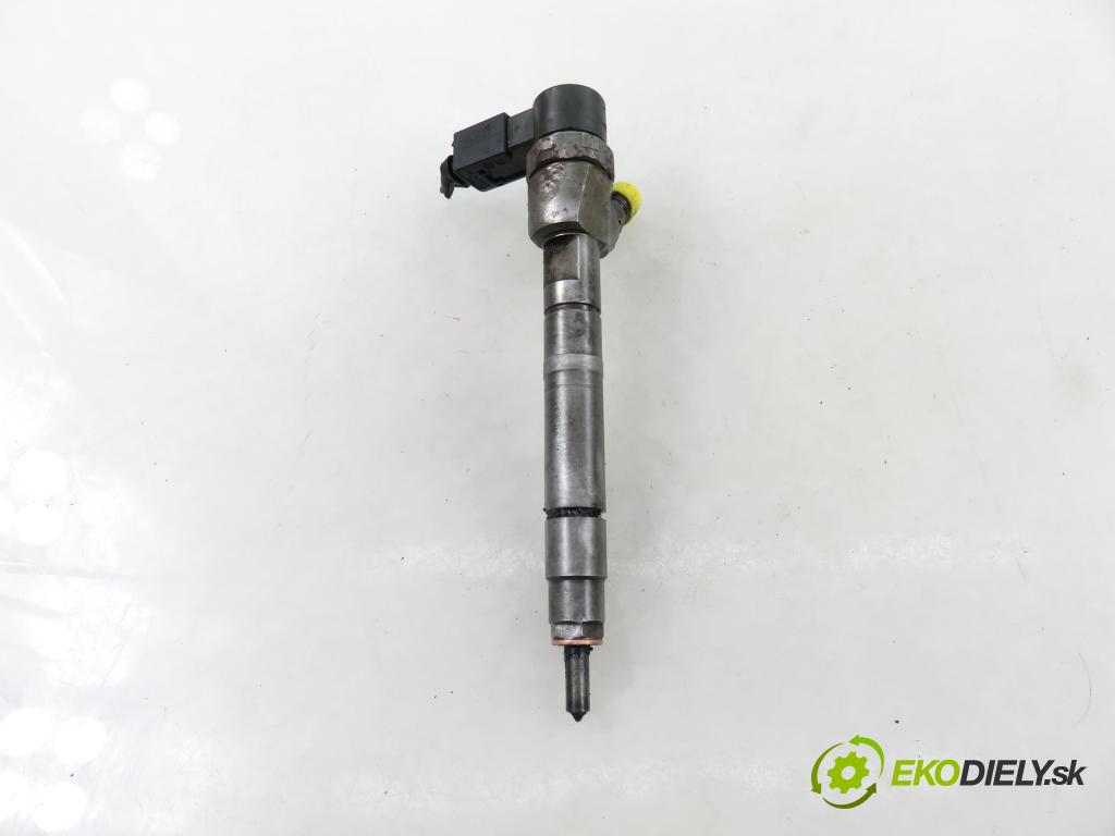 MERCEDES-BENZ KLASA S (W220) SEDAN 2003 191,00 S 400 CDI V8 260 - OM 628.960 3996,00 vstrekovač 0445110190 ; 6110701687 (Vstrekovač paliva)