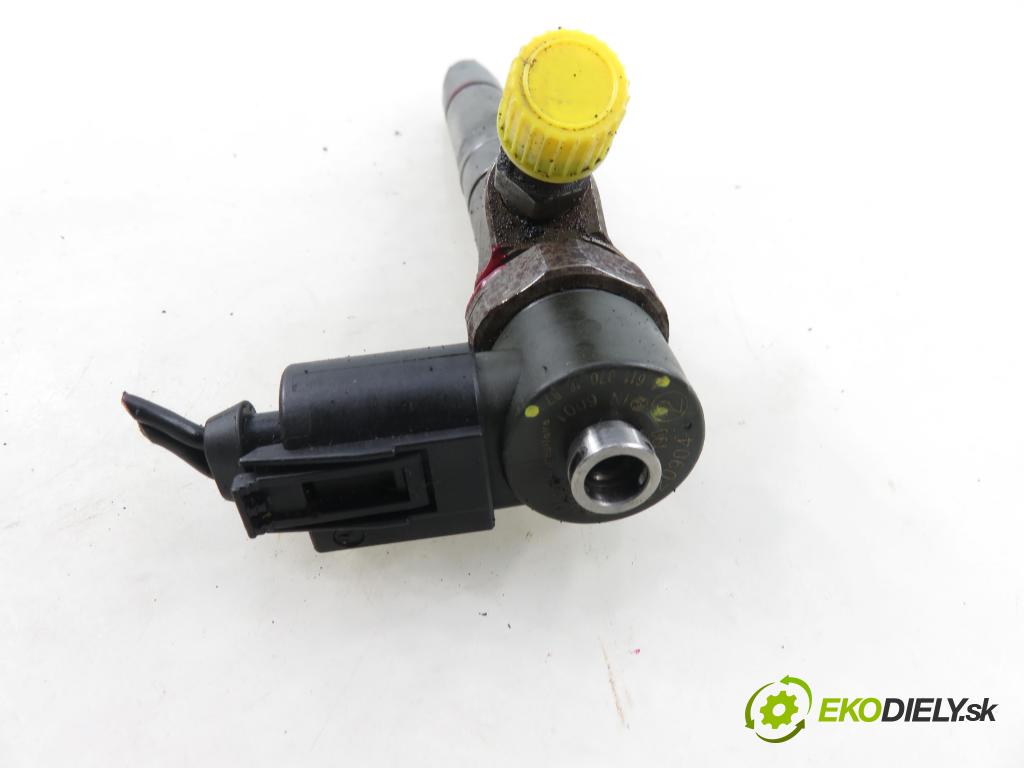 MERCEDES-BENZ KLASA S (W220) SEDAN 2003 191,00 S 400 CDI V8 260 - OM 628.960 3996,00 vstrekovač 0445110190 ; 6110701687 (Vstrekovač paliva)