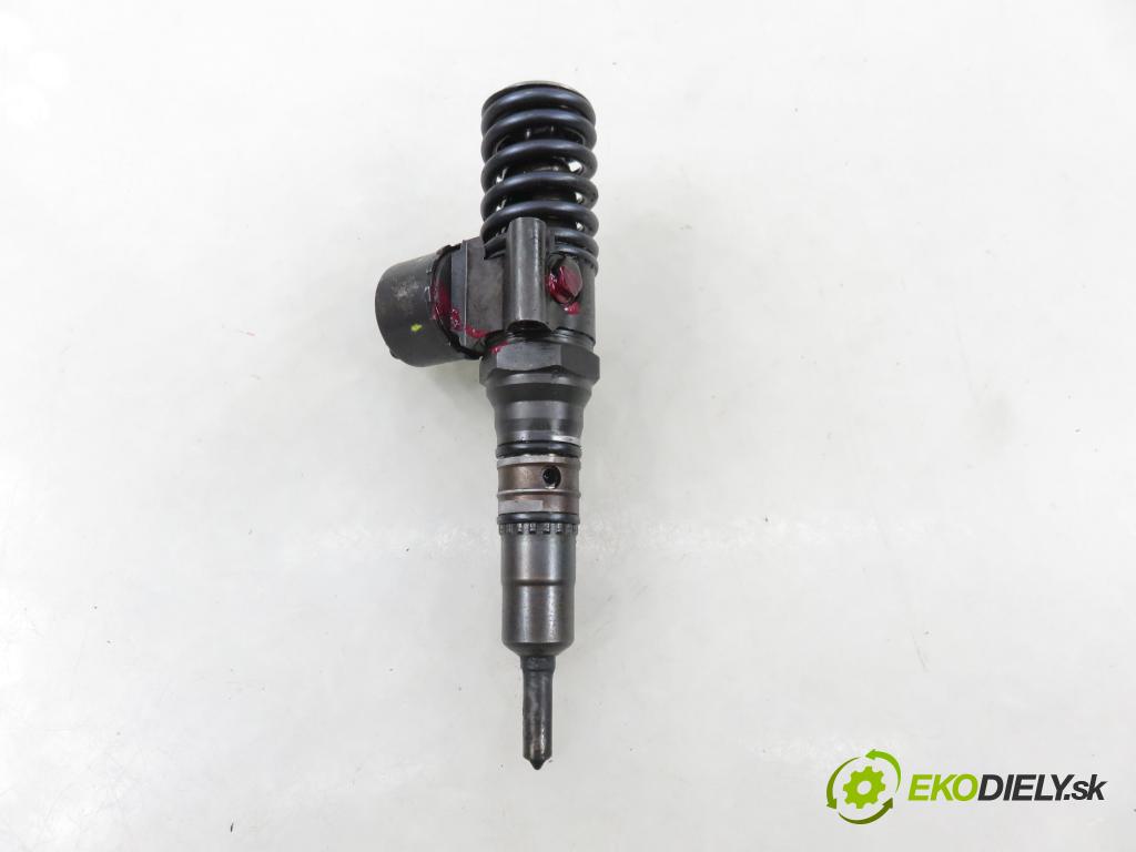 VW TOURAN (1T1, 1T2) MINIVAN 2005 103,00 2.0 TDI 16V 140 - BKD 1968,00 Vstrekovač 03G130073G ; 0414720404 (Vstrekovač paliva)