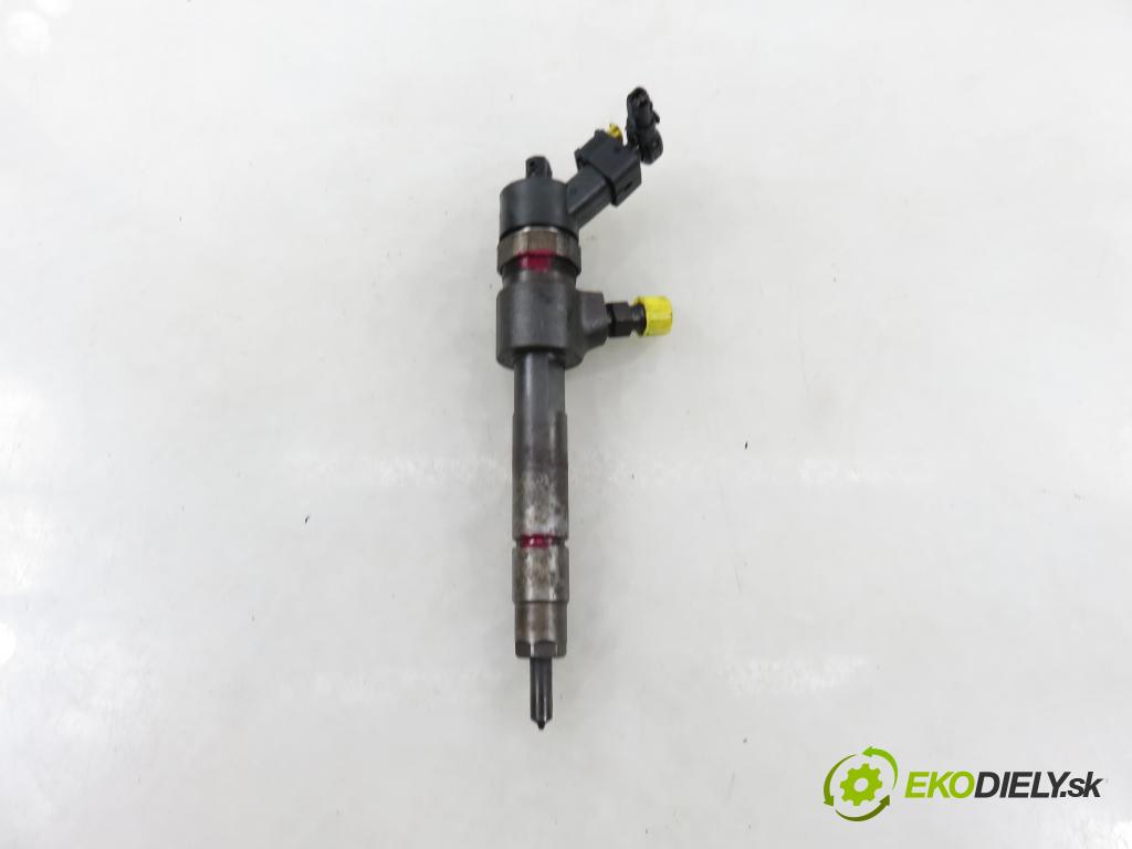 FIAT BRAVO II (198_) HB 2008 88,00 1.9 D Multijet - 192 A8.000 1910,00 vstrekovač 0445110276 (Vstrekovač paliva)