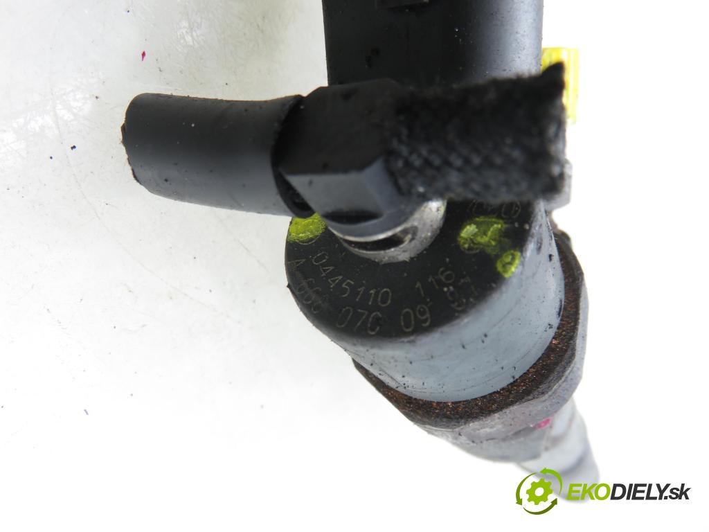 MERCEDES-BENZ KLASA A (W168) HB 2002 70,00 A 170 CDI 95 - OM 668.942 1689,00 vstrekovač 0445110116 ; 6680700987 (Vstrekovač paliva)