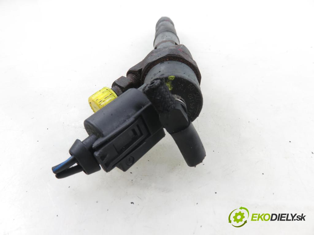 MERCEDES-BENZ KLASA A (W168) HB 2002 70,00 A 170 CDI 95 - OM 668.942 1689,00 vstrekovač 0445110116 ; 6680700987 (Vstrekovač paliva)