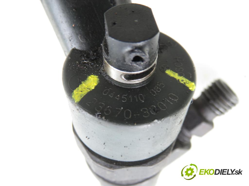 TOYOTA YARIS (_P1_) HB 2001 55,00 1.4 D-4D (NLP10_) - 1ND-TV 1364,00 vstrekovač 0445110085 ; 2367033010 (Vstrekovač paliva)