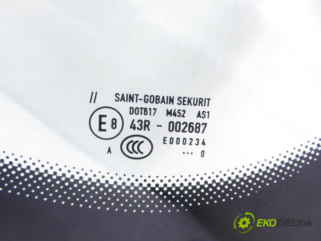 PORSCHE CAYENNE II (92A) SUV 2010 176,00 3.0 Diesel - M 05.9E 2967,00 Okno čelná