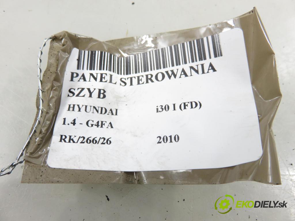 HYUNDAI i30 (FD) HB 2010 80,00 1.4 - G4FA 1396,00 Panel ovládania okien 935702L100