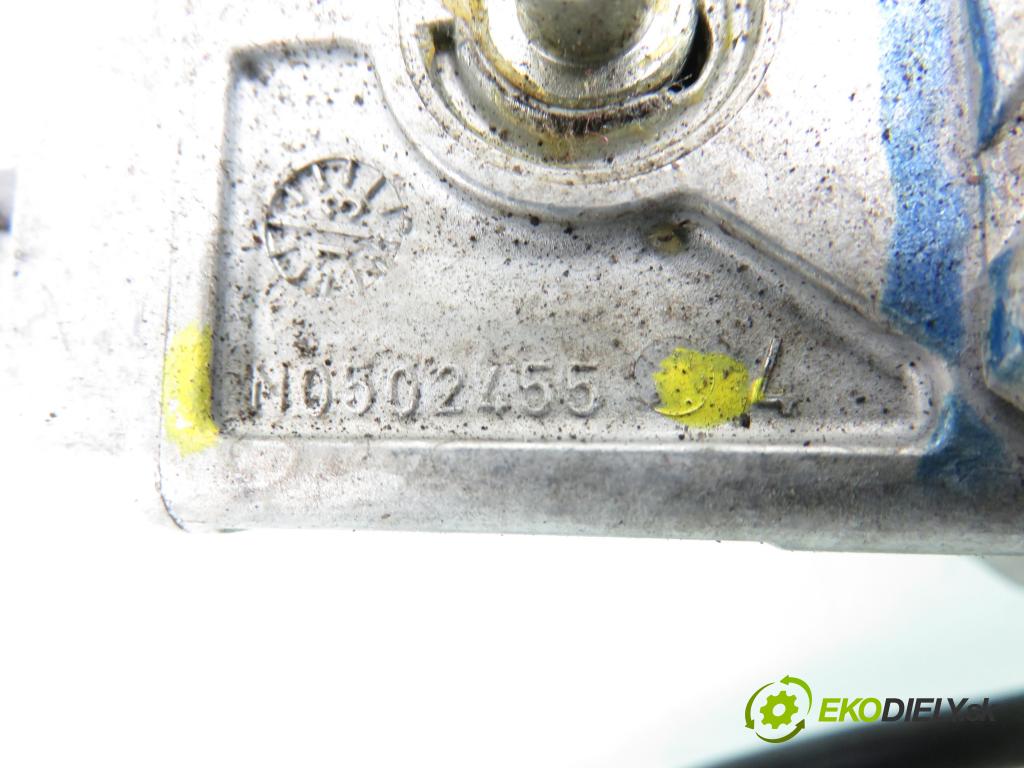 PEUGEOT 301 SEDAN 2013 85,00 1.6 VTi 115 - NFP (EC5) 1587,00 spínačka / VLOŽKY N0503823 ; N0502455 ; 9663123280