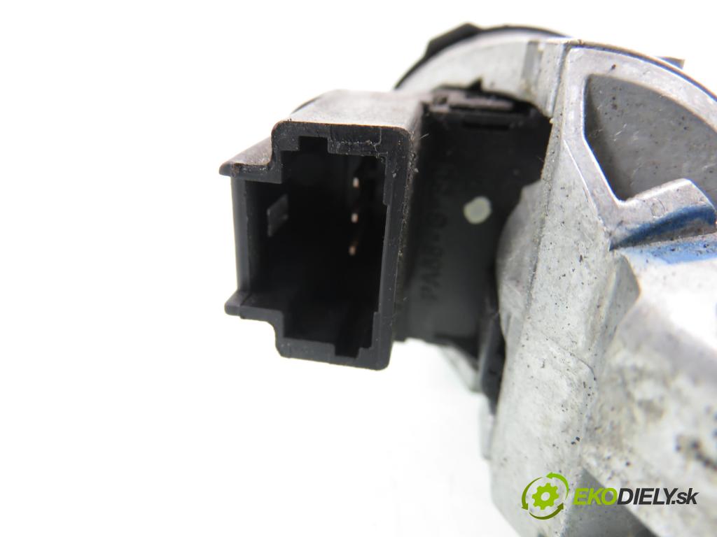 PEUGEOT 301 SEDAN 2013 85,00 1.6 VTi 115 - NFP (EC5) 1587,00 spínačka / VLOŽKY N0503823 ; N0502455 ; 9663123280