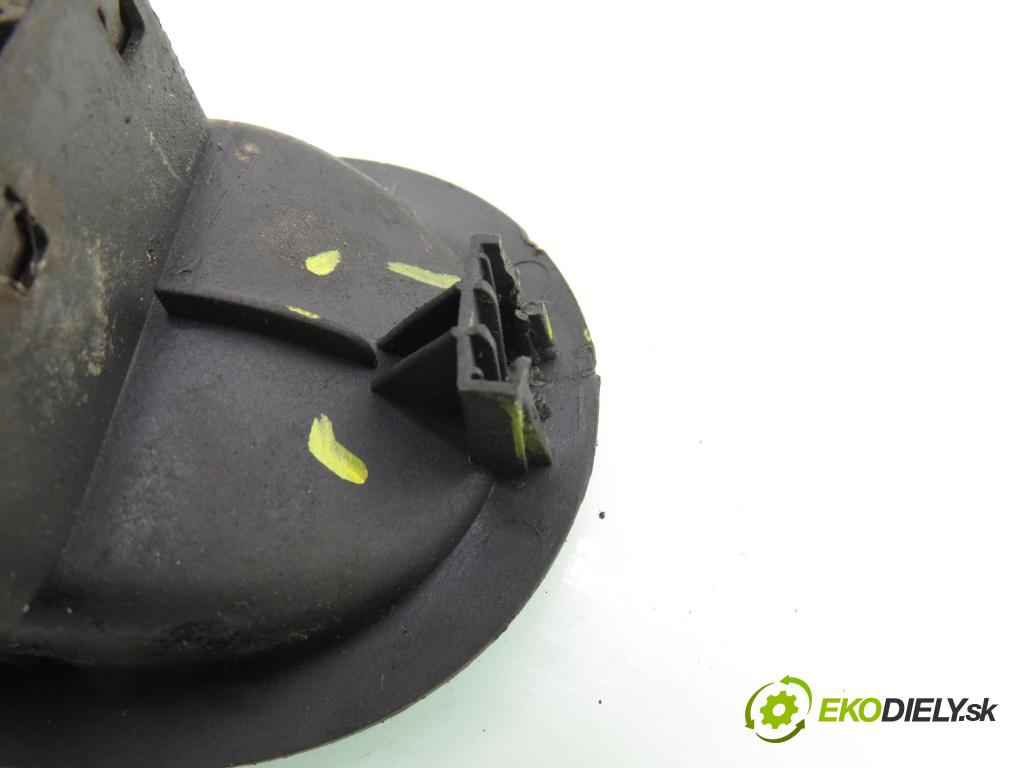 RENAULT MEGANE II Kombi (KM0/1_) KOMBI 2007 96,00 1.9 dCi 131 - F9Q 804 1870,00 Panel ovládania okien 156018070C