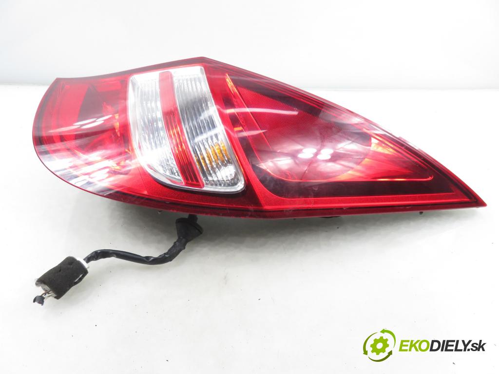HYUNDAI i30 (FD) HB 2010 80,00 1.4 - G4FA 1396,00 Svetlo pravé zadné 924022R0