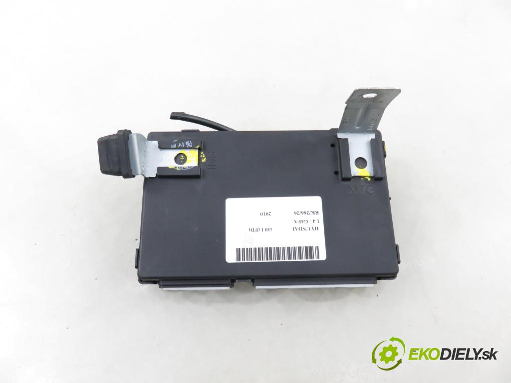 HYUNDAI i30 (FD) HB 2010 80,00 1.4 - G4FA 1396,00 MODUL BCM 954002R000