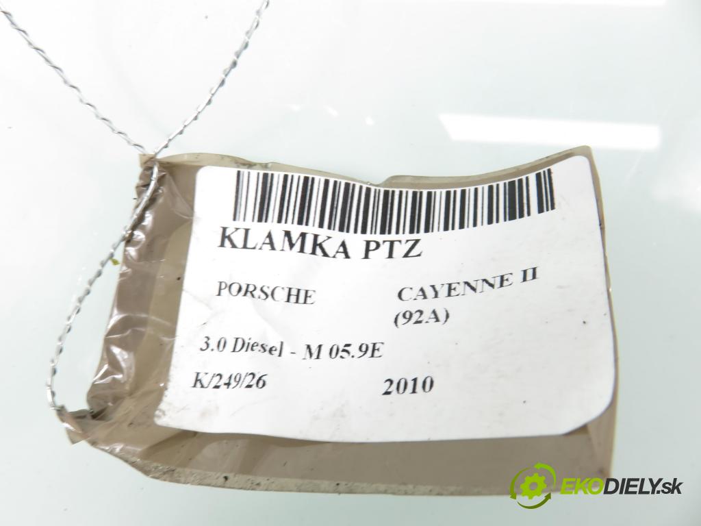 PORSCHE CAYENNE II (92A) SUV 2010 176,00 3.0 Diesel - M 05.9E 2967,00 klika