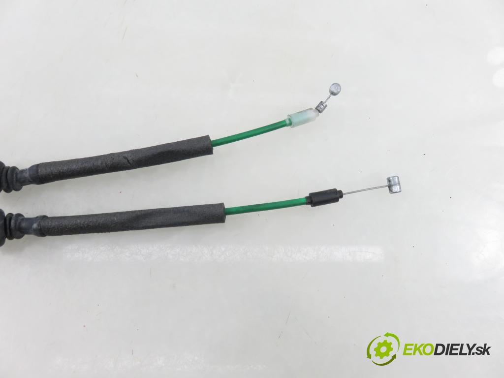 HYUNDAI i30 (FD) HB 2010 80,00 1.4 - G4FA 1396,00 zámok