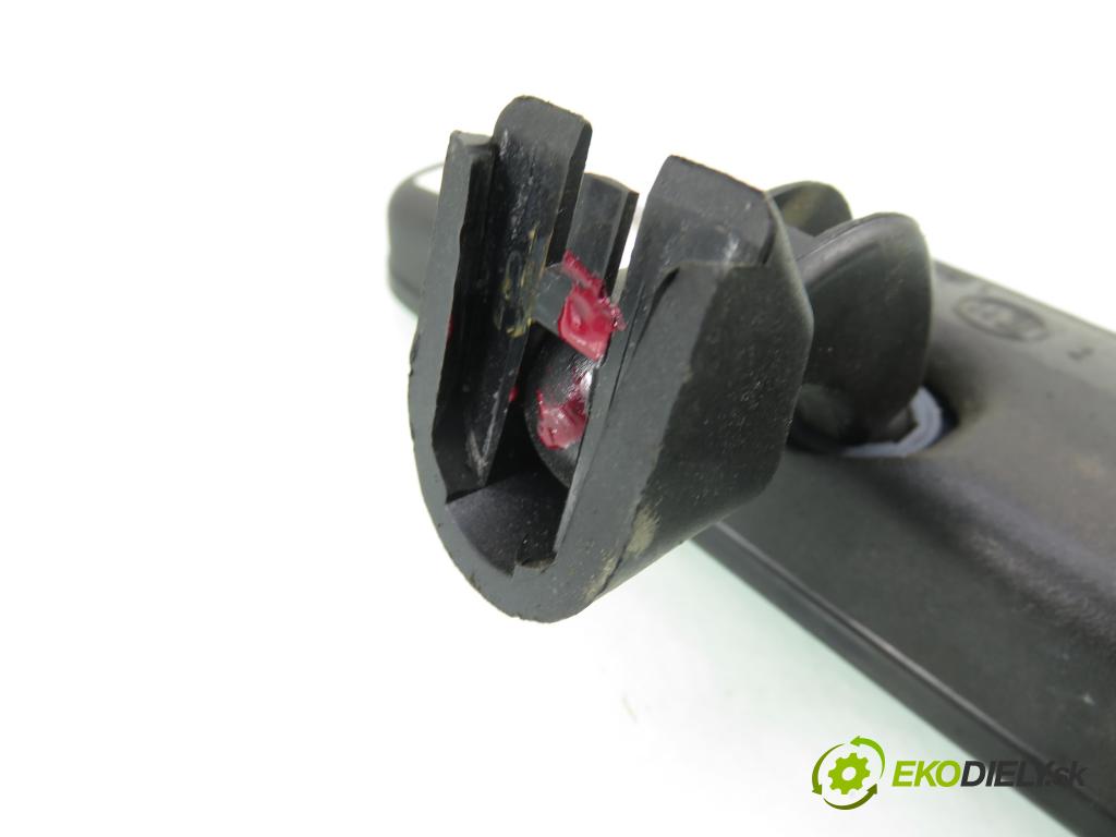 FORD FOCUS C-MAX (DM2) MINIVAN 2003 88,00 1.8 - CSDA 1798,00 Spätné zrkadlo VNÚTRI: