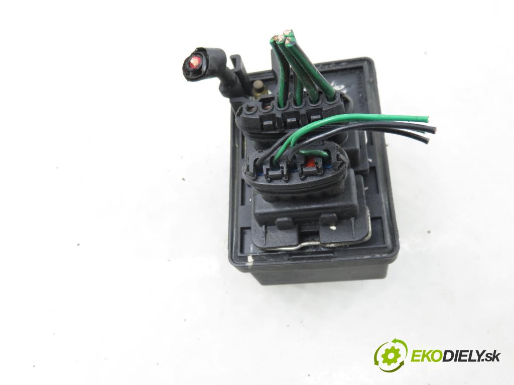 ALFA ROMEO GT (937_) COUPE 2005 110,00 1.9 JTD - 937 A5.000 1910,00 RELÉ: SWIEC: 51299012D ; 55233720