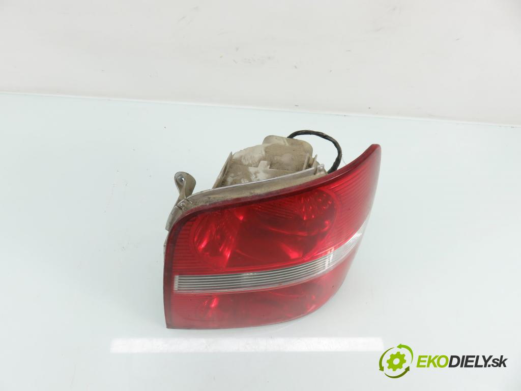 VW TOURAN (1T1, 1T2) MINIVAN 2005 103,00 2.0 TDI 16V 140 - BKD 1968,00 světlo pravé zadní