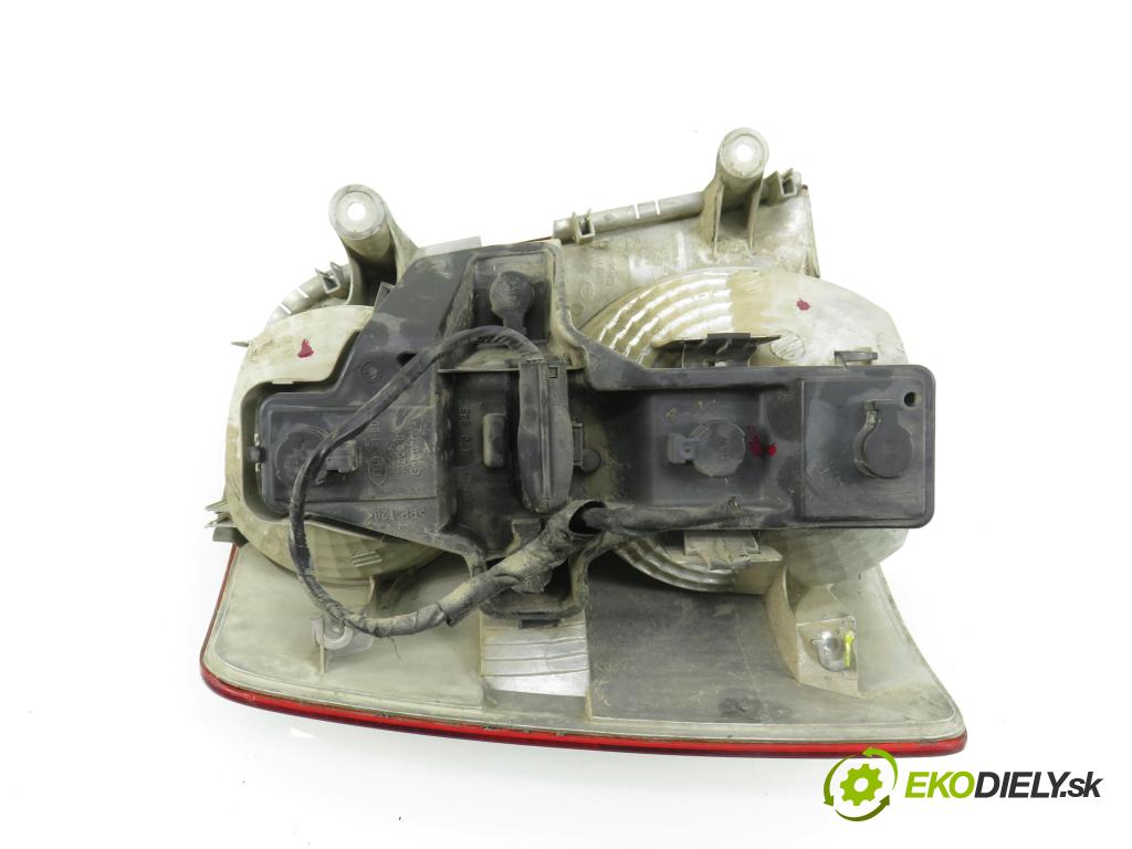 VW TOURAN (1T1, 1T2) MINIVAN 2005 103,00 2.0 TDI 16V 140 - BKD 1968,00 světlo pravé zadní