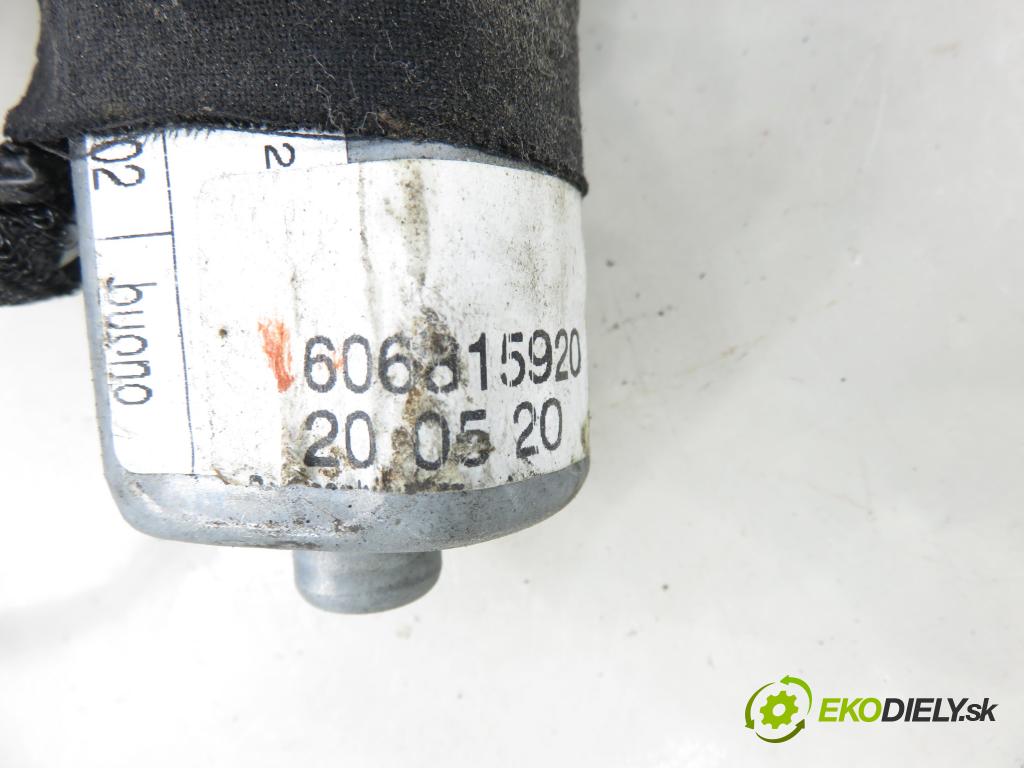 ALFA ROMEO GT (937_) COUPE 2005 110,00 1.9 JTD - 937 A5.000 1910,00 Mechanizmus okien 3D 606815920