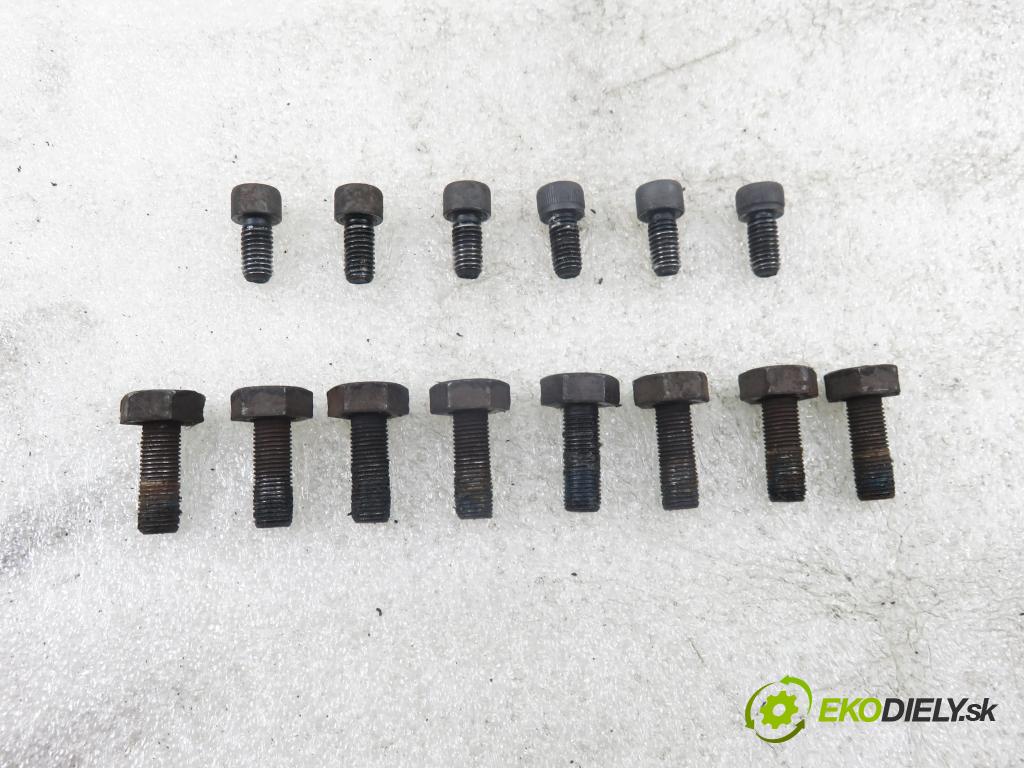 PEUGEOT 407 SW (6E_) KOMBI 2004 100,00 2.0 HDi 135 - RHR 1997,00 řemenice zotrvačník: 0721CT000