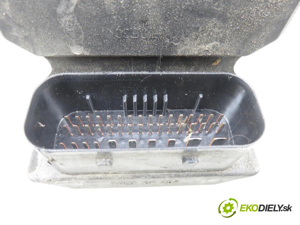 ALFA ROMEO GT (937_) COUPE 2005 110,00 1.9 JTD - 937 A5.000 1910,00 pumpa ABS 0265225268 ; 0265950182 (Pumpa ABS)