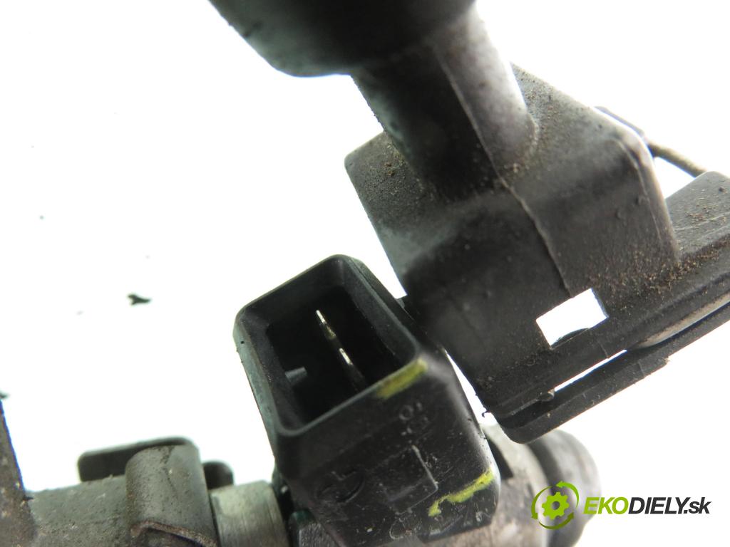 FIAT STILO (192_) HB 2004 76,00 1.6 16V 103 - 182 B6.000 1596,00 lišta vstřikovací IWP109 (Vstřikovací lišta)