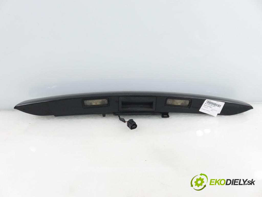 PORSCHE CAYENNE II (92A) SUV 2010 176,00 3.0 Diesel - M 05.9E 2967,00 zadní část - čelo dveří kufr 7P5827129