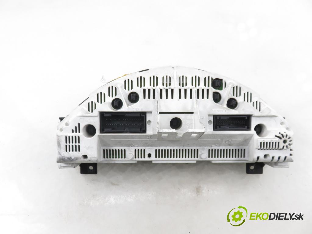 MERCEDES-BENZ KLASA A (W168) HB 1999 60,00 1.4 A 140 82 - M 166.940 1397,00 Prístrojovka elektrický A1685407711