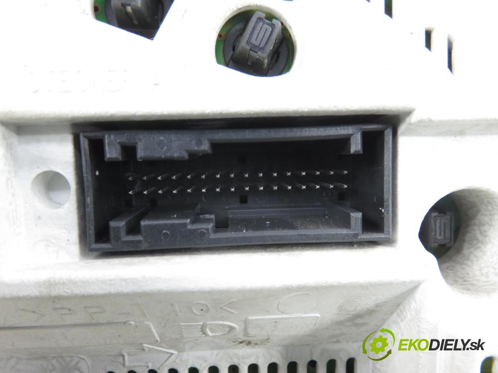 MERCEDES-BENZ KLASA A (W168) HB 1999 60,00 1.4 A 140 82 - M 166.940 1397,00 Prístrojovka elektrický A1685407711