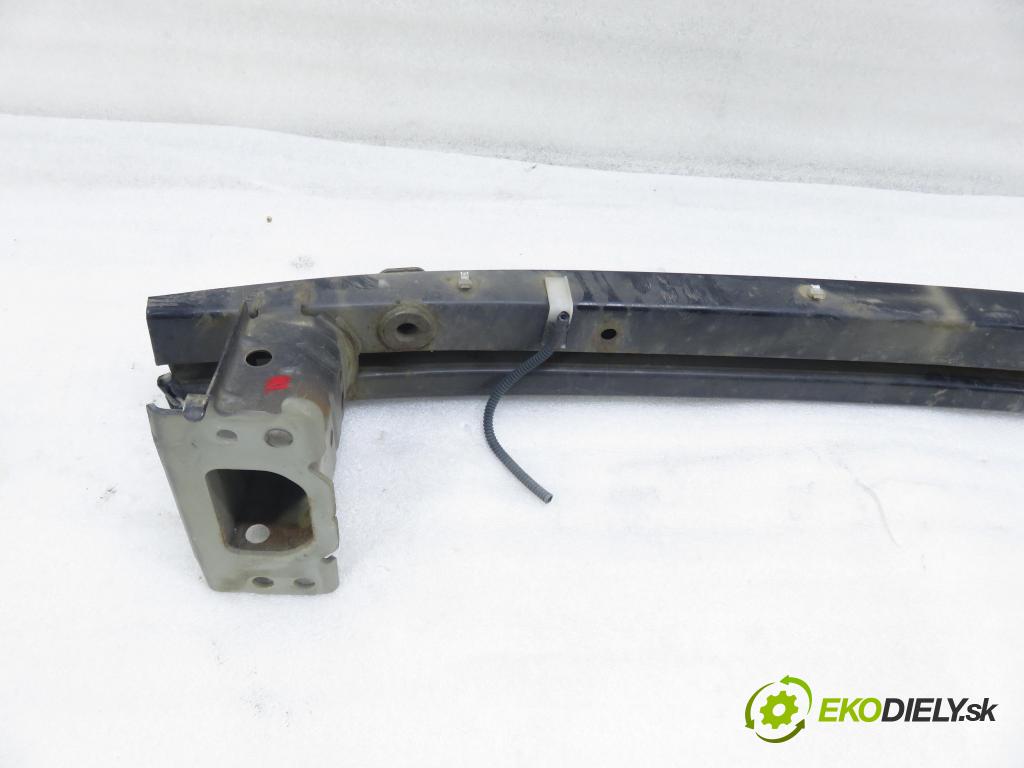 TOYOTA AURIS (_E15_) HB 2007 91,00 1.6 Dual-VVTi 124 - 1ZR-FE 1598,00 Výstuha čelné 