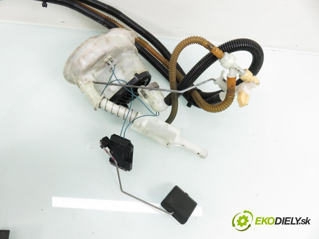 BMW 3 (E90) SEDAN 2005 95,00 318 i 129 - N46 B20 B 1995,00 Pumpa paliva 6763850 ; 6763851