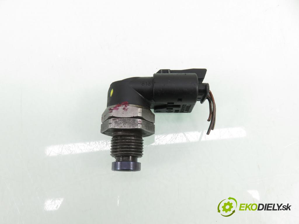 BMW X3 (E83) SUV 2004 110,00 2.0 d 150 - M47 D20 (204D4) 1995,00 snímač TLAK: paliva 0281002497