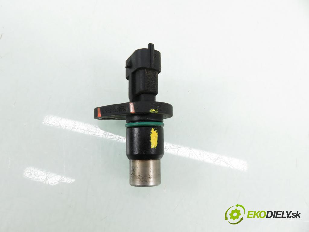 TOYOTA YARIS (_P1_) HB 2004 50,00 1.0 VVT- i 68 - 1SZ-FE 998,00 snímač polohy vačky VAČKOVÁ HŘÍDEL: 0232103036