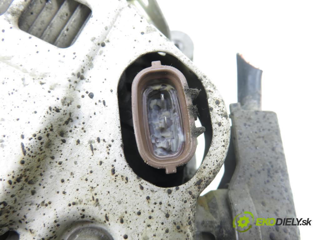 TOYOTA YARIS (_P1_) HB 2004 50,00 1.0 VVT- i 68 - 1SZ-FE 998,00 Alternátor 270600J030 ; MS1022118190 (Alternátor)