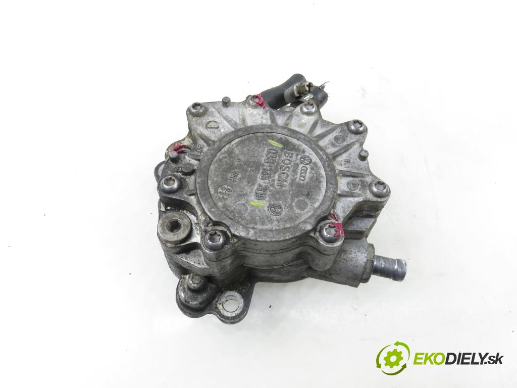 VW TOURAN (1T1, 1T2) MINIVAN 2005 103,00 2.0 TDI 16V 140 - BKD 1968,00 Pumpa vákuová 03G145209