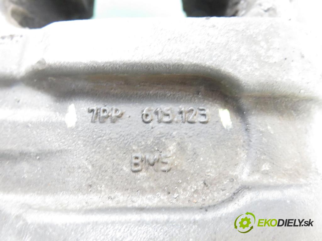 PORSCHE CAYENNE II (92A) SUV 2010 176,00 3.0 Diesel - M 05.9E 2967,00 brzdič třmen PP 7PP615123