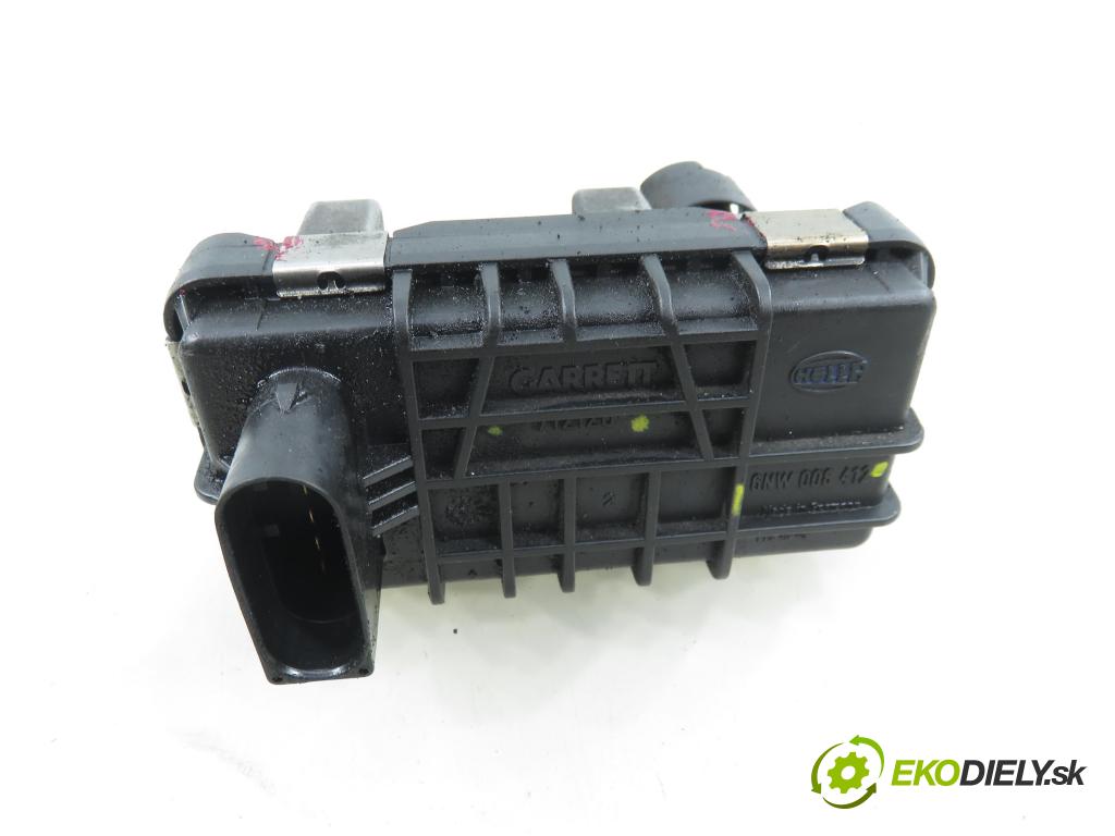 MERCEDES-BENZ KLASA S (W220) SEDAN 2003 191,00 S 400 CDI V8 260 - OM 628.960 3996,00 nastavovač turba 6NW008412 ; 712120 (Motorek ostatní)