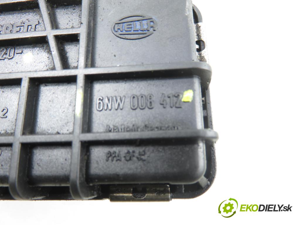 MERCEDES-BENZ KLASA S (W220) SEDAN 2003 191,00 S 400 CDI V8 260 - OM 628.960 3996,00 nastavovač turba 6NW008412 ; 712120 (Motorek ostatní)