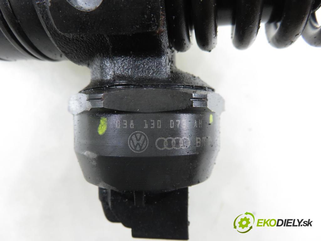 FORD GALAXY (WGR) MINIVAN 2003 66,00 1.9 TDI PD 90 - ANU 1896,00 Vstrekovač 038130073AH ; 0414720036 (Vstrekovač paliva)