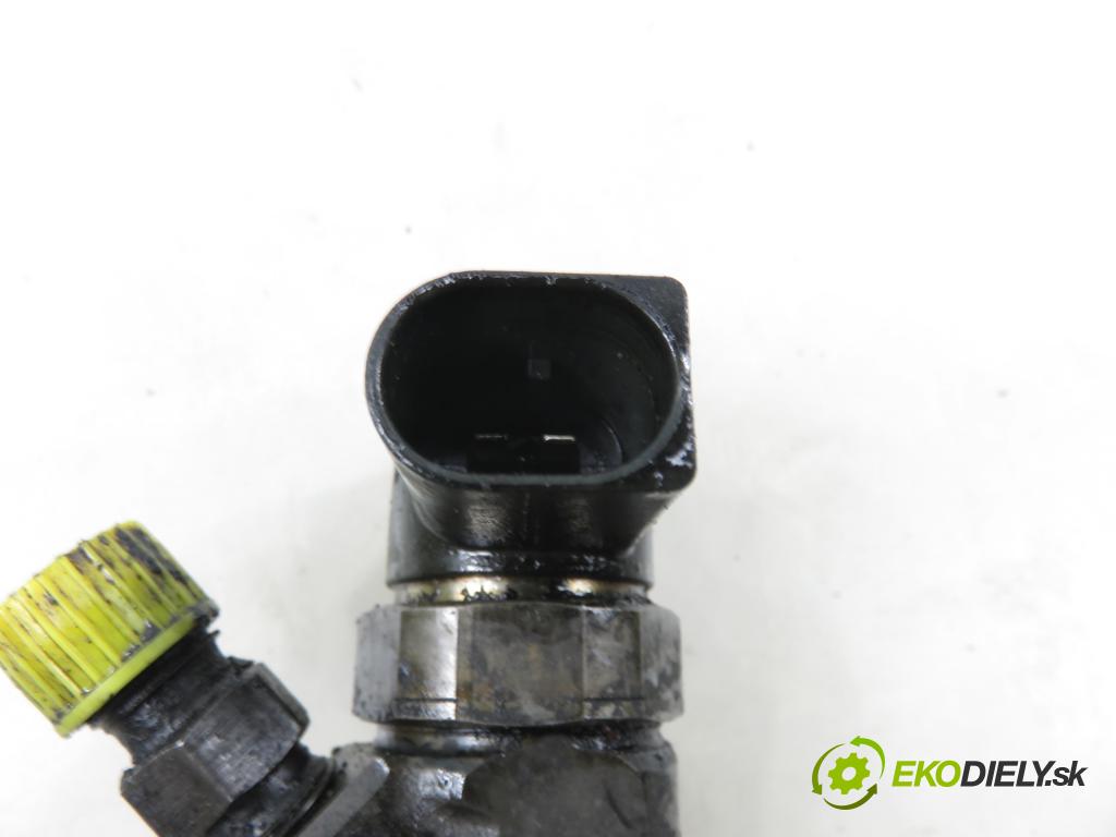 MERCEDES-BENZ VITO Skrzynia (638) FURGON 2000 90,00 112 CDI 2.2 (638.094) - OM 611.980 2151,00 vstřikovač 0445110035 ; 6130700178 (Vstřikovač paliva)