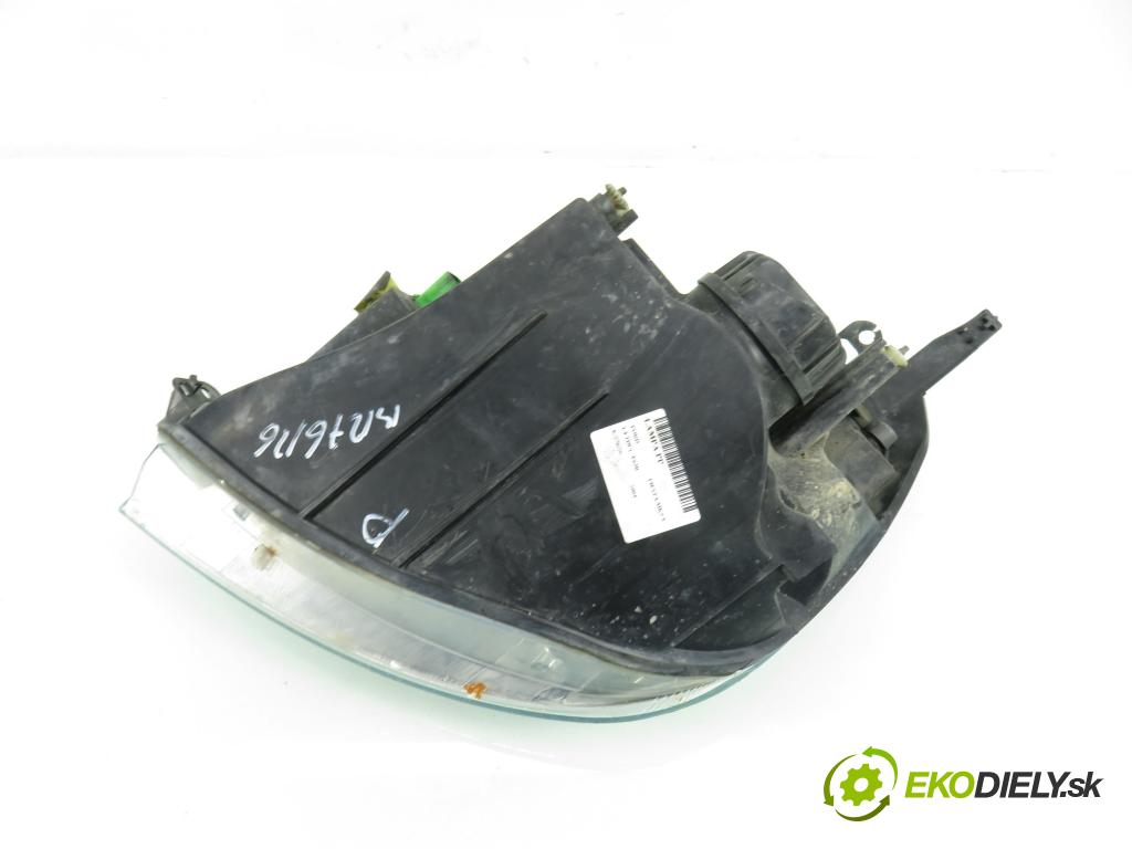 FORD FIESTA V (JH_, JD_) HB 2004 50,00 1.4 TDCi 68 - F6JB 1399,00 Svetlo PP