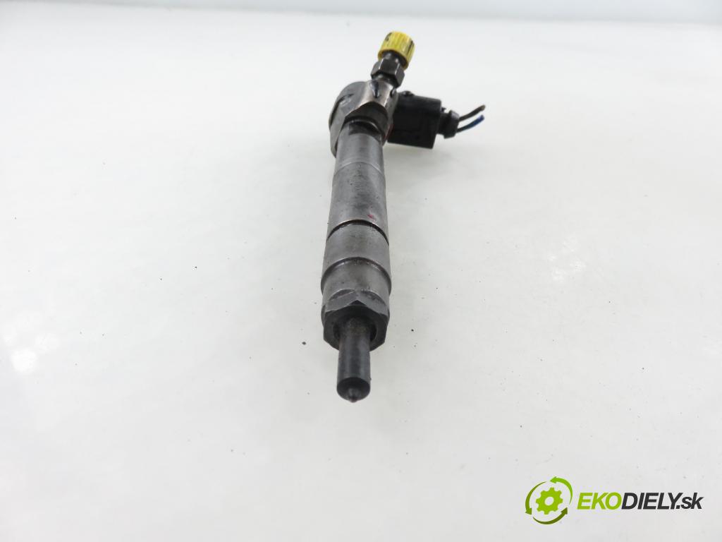 MERCEDES-BENZ VITO Skrzynia (638) FURGON 2000 90,00 112 CDI 2.2 (638.094) - OM 611.980 2151,00 vstřikovač 0445110035 ; 613070187 (Vstřikovač paliva)