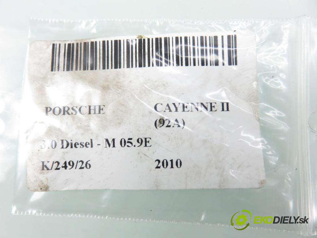 PORSCHE CAYENNE II (92A) SUV 2010 176,00 3.0 Diesel - M 05.9E 2967,00 Hák / ucho tažné 7P0805783